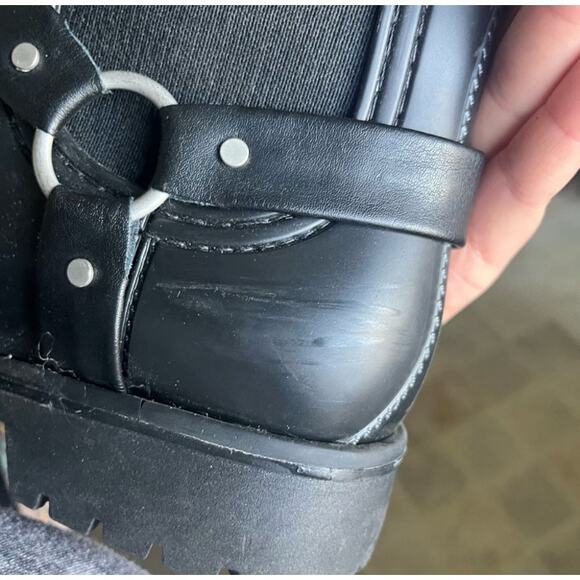 Bernardo Zoe Rain Boot Lug Sole Chelsea Rubber Ankle Bootie in Black - Picture 7 of 7